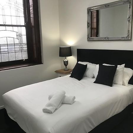 Crown Cbd Motel - City Location Бендиго Экстерьер фото