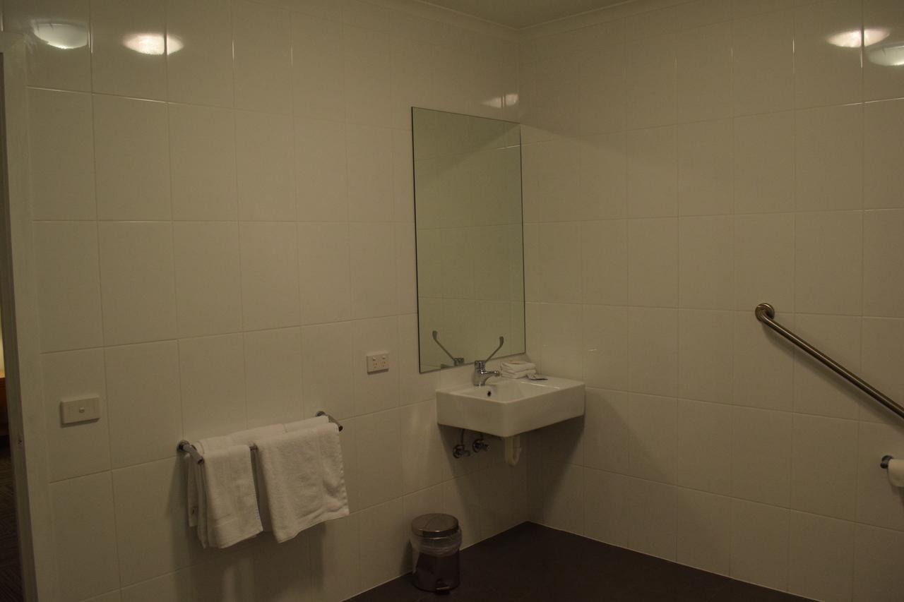Crown Cbd Motel - City Location Бендиго Экстерьер фото
