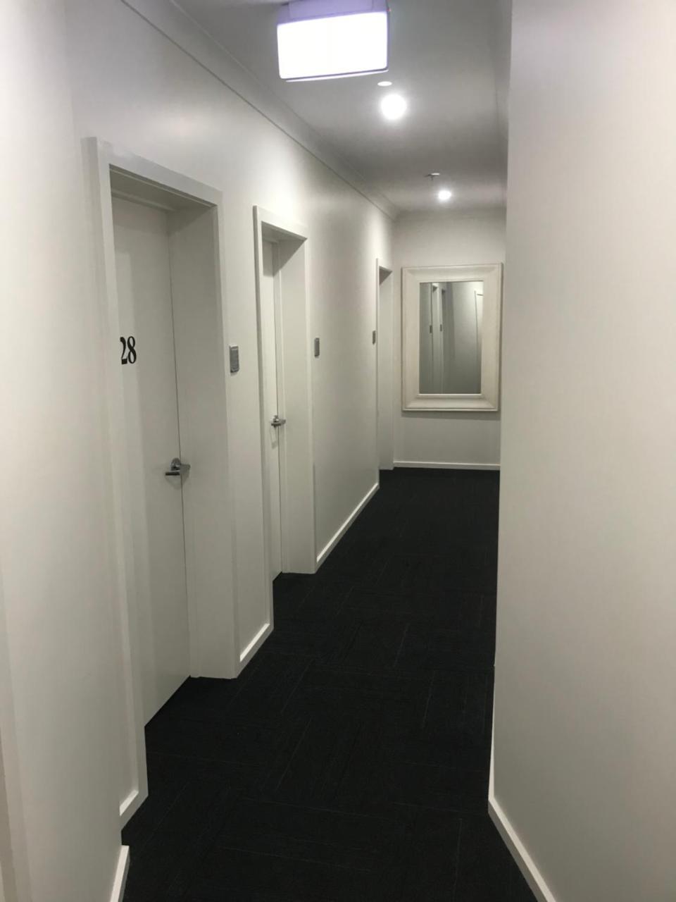 Crown Cbd Motel - City Location Бендиго Экстерьер фото